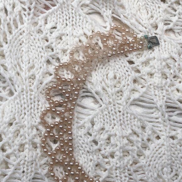 Vintage Faux Pearl Bib Scalloped Beaded Necklace - Picture 7 of 10
